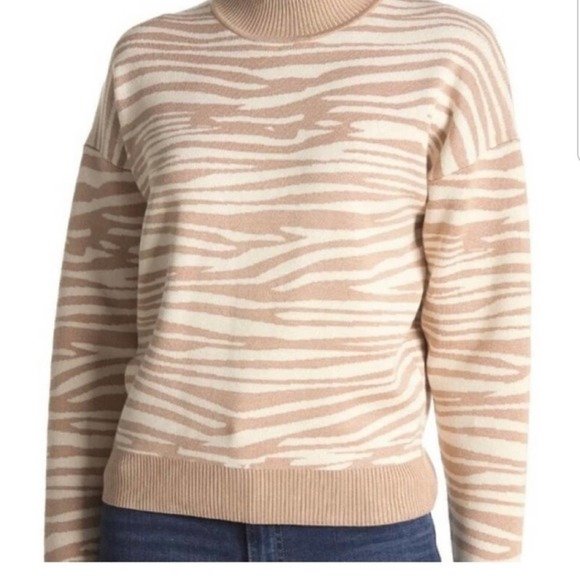 WAYF Sweater Women XS Tan White Pull Over Zebra Pattern Mock Neck Viscose - Picture 1 of 8